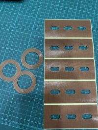 「耐高溫鐵氟龍墊片(PTFE),圓形客製化裁切,適用於機械密封、輸送帶、工業設備」