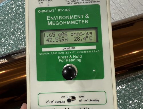 如何降低半導體製程中的「撕膜電壓」？高溫抗靜電膠帶的選擇指南